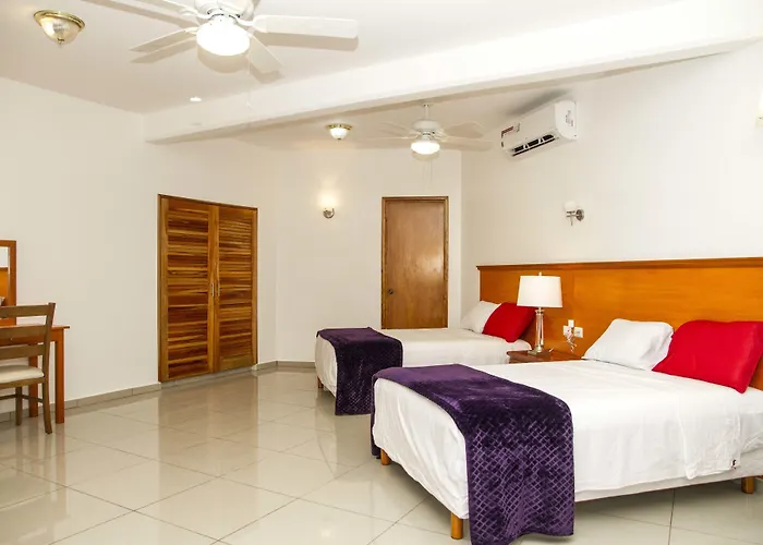 Scarlette Hotel 3*